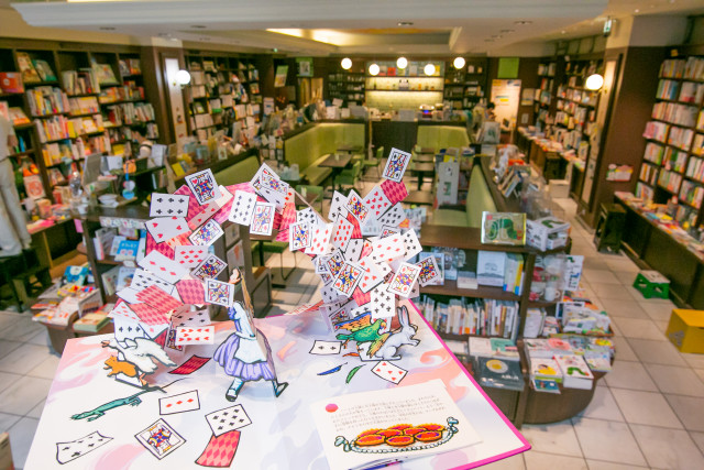 【店頭開催】英語絵本　Let’s Read Aloud！2022年度